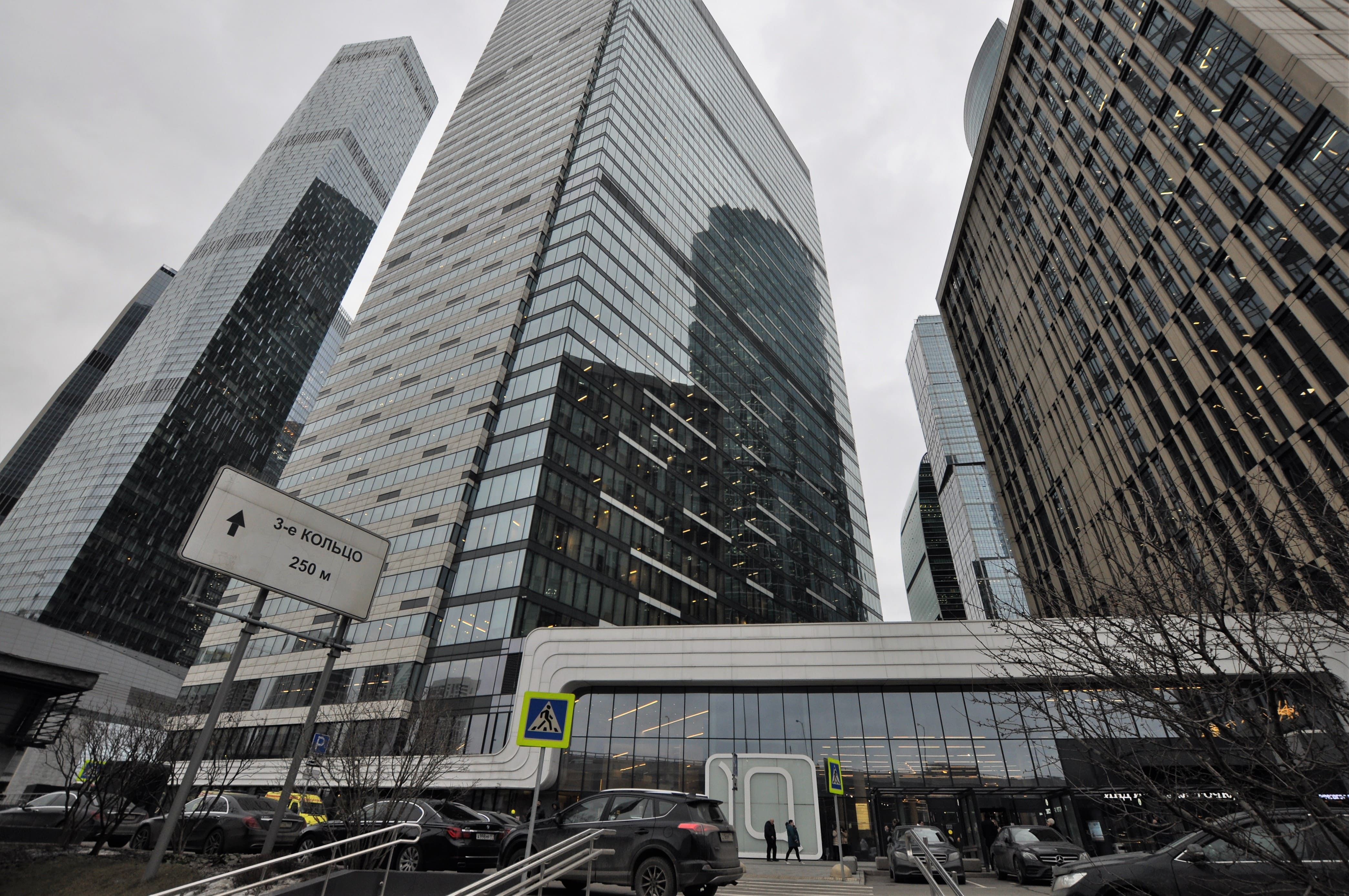 Продажа офиса 69 кв. метров в Москва-Сити в БЦ IQ Квартал на 19м этаже по девелоперской цене 34,3 млн рублей
